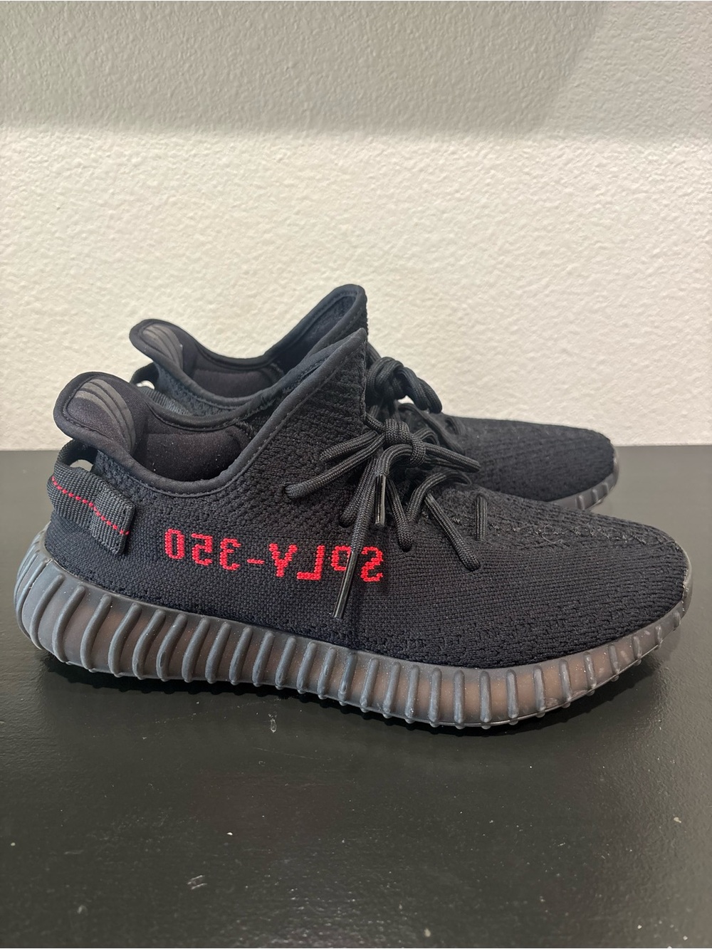 Adidas Yeezy 350 V2 Bred Men’s 9 / Women’s 10.5